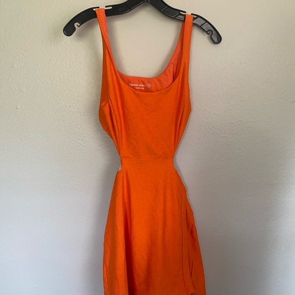 Outdoor Voices Court Dress in Tangerine M - Picture 5 of 8